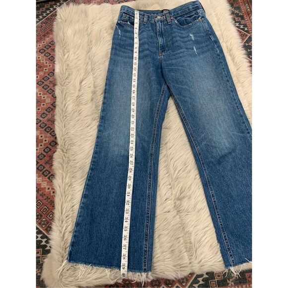 BDG Womens Lightly Distressed Raw Hem Denim Jeans Size 27 - Picture 4 of 6